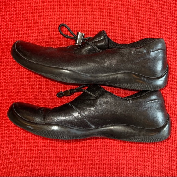 VINTAGE Prada Leather Loafers - Picture 3 of 8